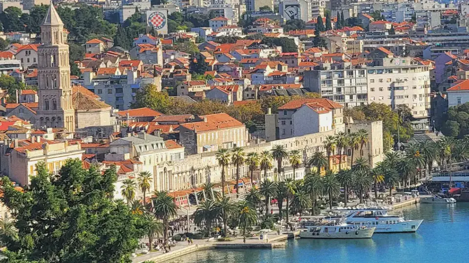 Kysten ved Split i Kroatia